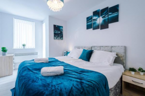 Stylish Apt in Liverpool City - Ideal for Long Stay by Hay's Property